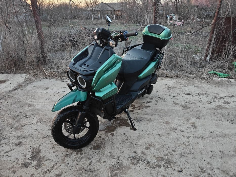 Продам скутер танк