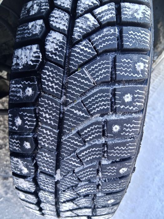 Продам приору седан