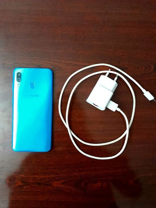 Самсунг А30 память 32гб