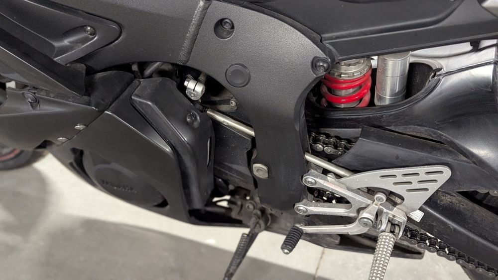 Yamaha R6 - YZF 600