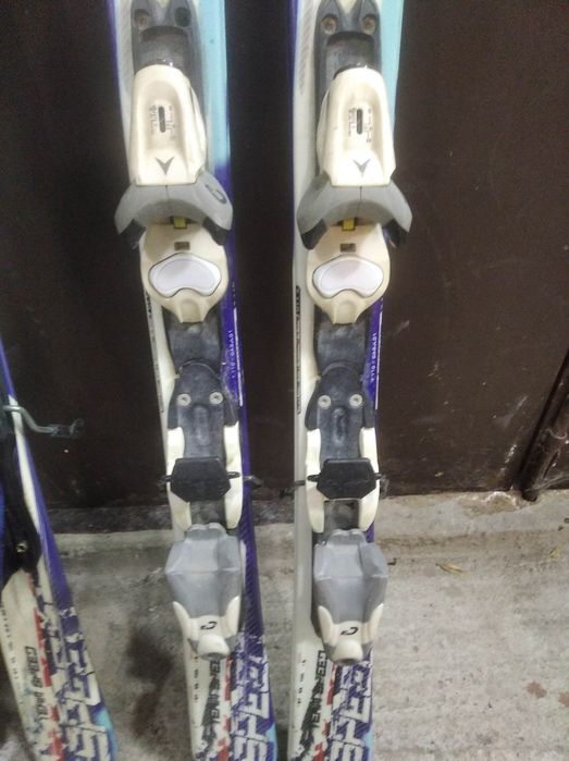 Продавам детски ски 110 и120 см. Salomon и Dynastar и щеки