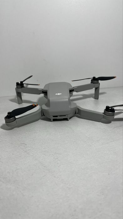 DJI Mini 2 Fly More Combo Като Нов СПЕШНО