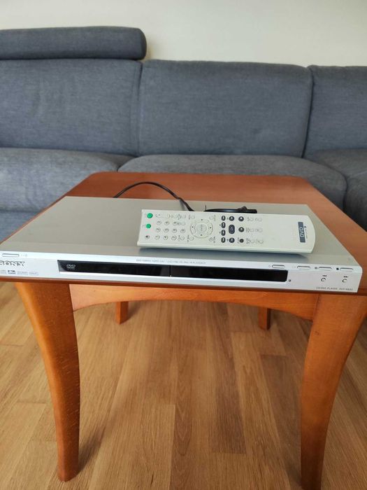 DVD плейър SONY за възрпроизвеждане на ДВД дискове