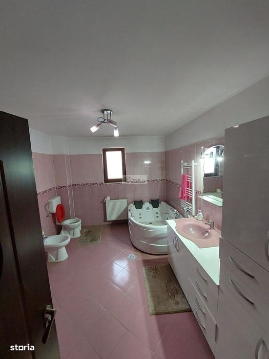 Casa/vila de vanzare in Garoafa /Vrancea