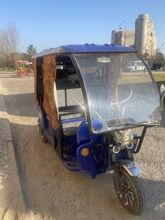 Eliktro skuter sotiladi 6 kishilik