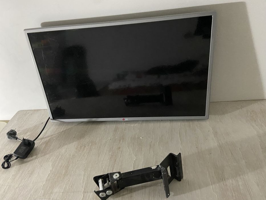 Телевизор LG Smart TV