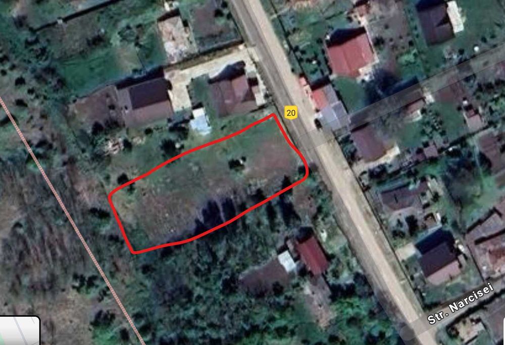 Teren Intravilan Rusenii Noi - La strada