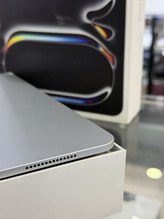 Айпад Про 11 М4 256gb 100%