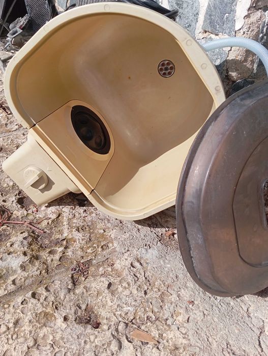 Перальня, стара но работя перфектно!