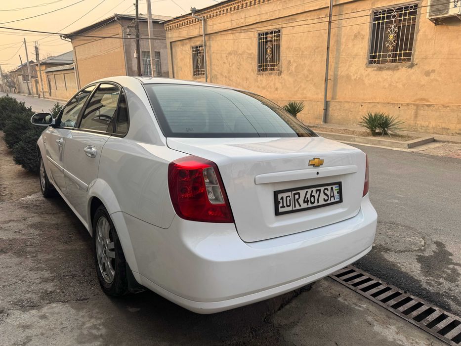 Chevrolet —Lacetti 2 poz (оq)   — Ishlab chiqarilgan yil — 2011.