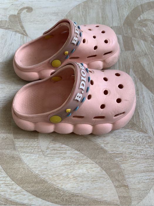 Детска обувь вся за 3000