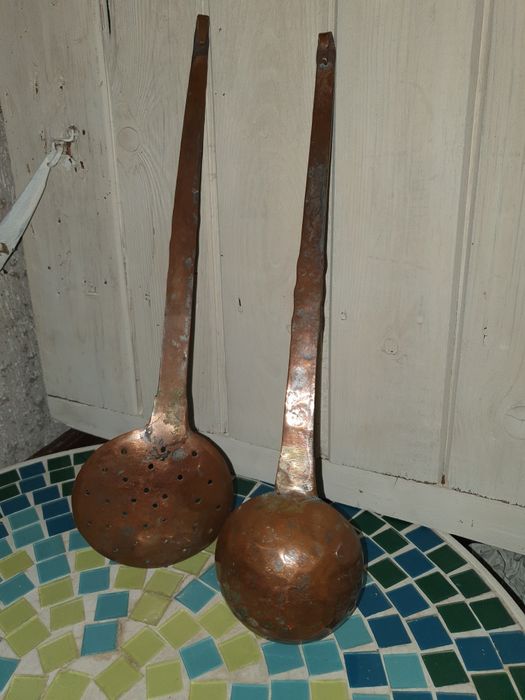 Стари медни черпаци