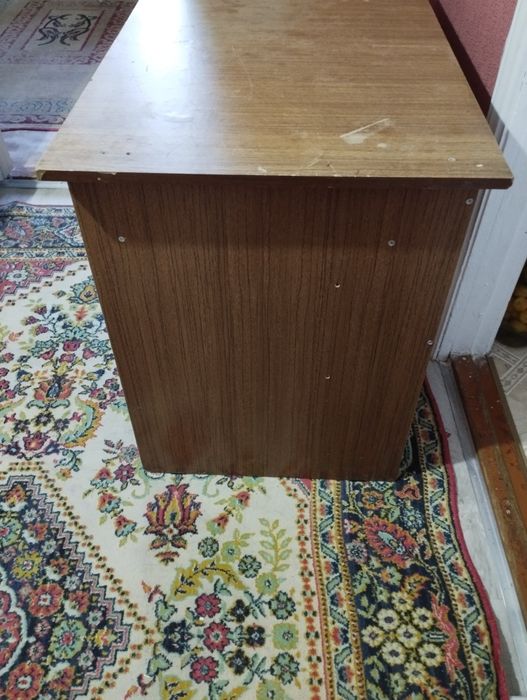 Стол письменный , тумбовый