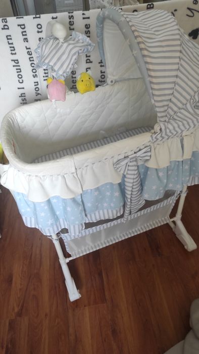 Детская колыбельная кровать новая