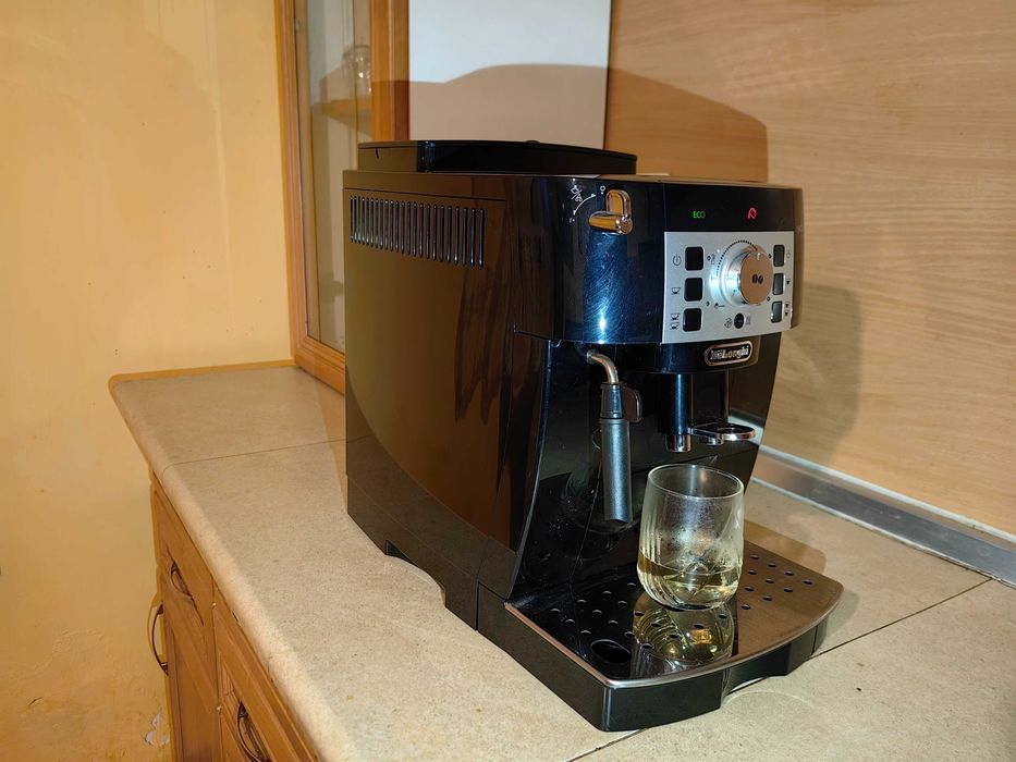 Кафеавтомат DeLonghi - Magnifica S