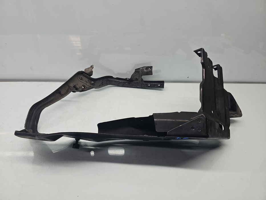 Suport far dreapta Mercedes Clasa S (W221) [Fabr 2005-2013] Berlina  A