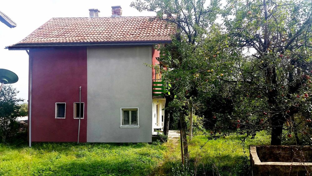 Продавам вила, къща в село Граница, област Кюстендил