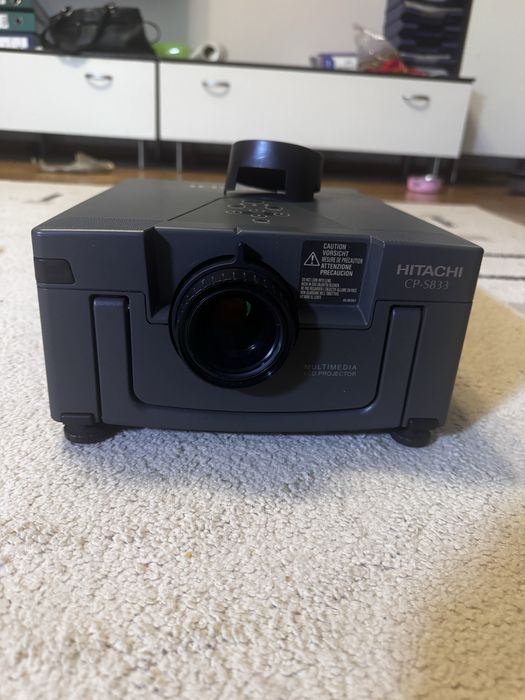 Hitachi CP-S833 ca nou
