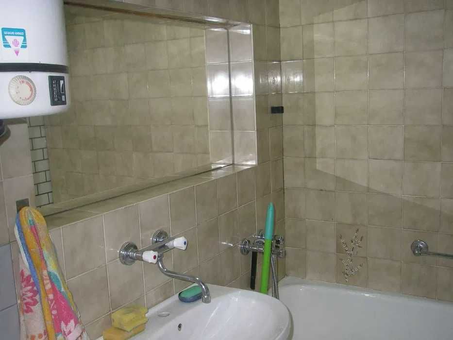 Дава се под наем Двустаен апартамент в Бургас, Меден рудник - зона Б - 75 кв.м за 185 € - Снимка #7