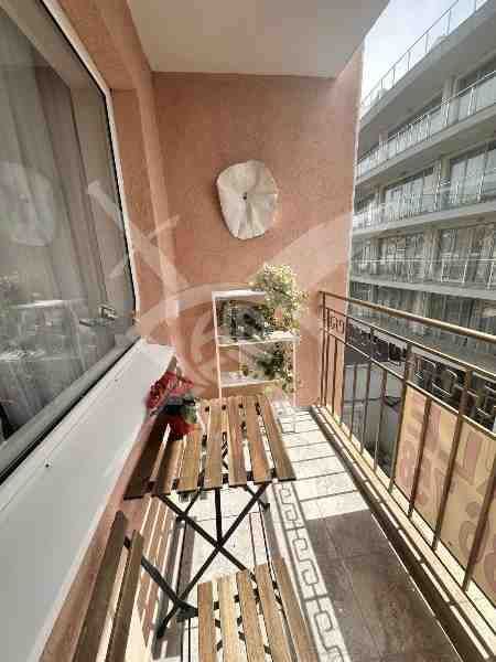 Продава се Двустаен апартамент в Свети Влас - 59 кв.м за 1081 €/кв.м - Снимка #8