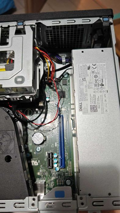 Calculator Dell Optiplex 3080 - i5 gen 10 - 8/256 GB