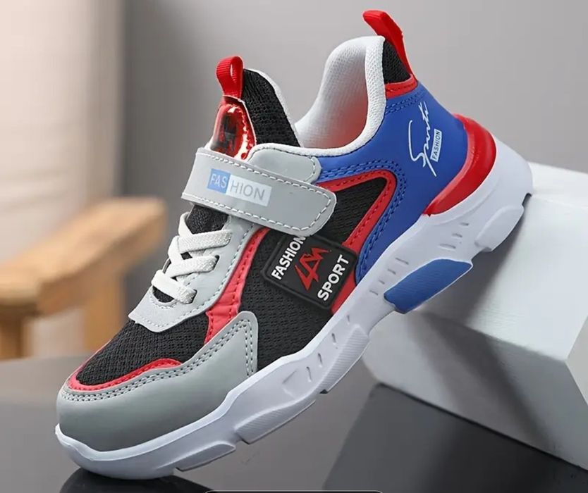 Продам кроссовки 35р