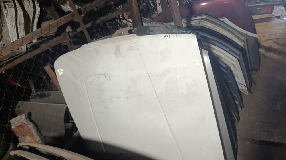 Капот   Mazda капот