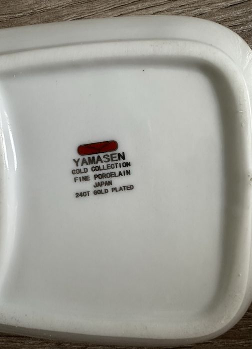 Продам кофейную пару с блюдцем под десерт