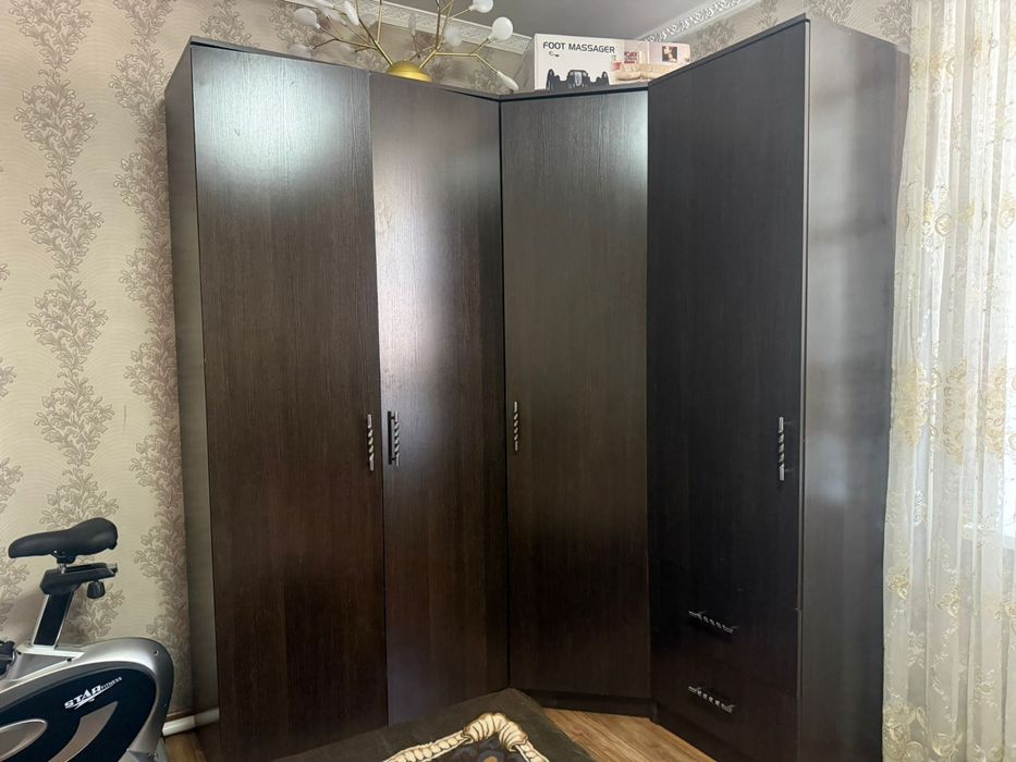 Мебель для спальный.Гарнитур для спальный в отличном состояние