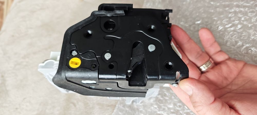 Actuator ușă vw Audi Skoda