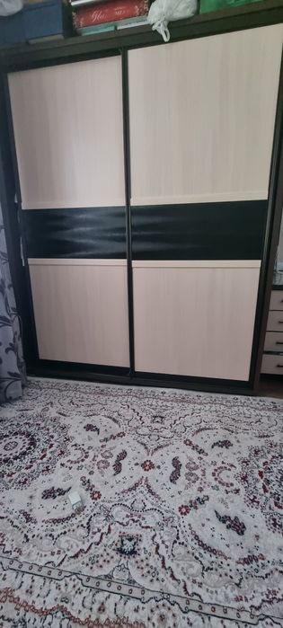 Продам спальный гарнитур
