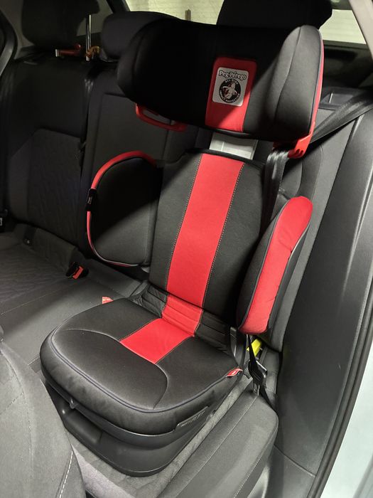 Scaun auto Peg Perego Viaggio + husa Aeromoov + umbrela Fulger McQueen