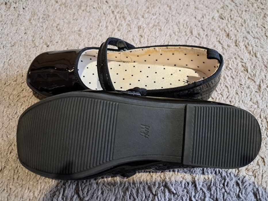 Детски пантофи H&M