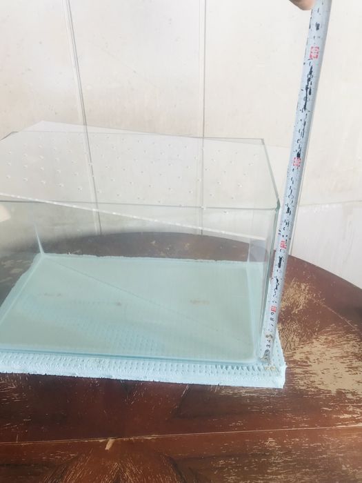 Аквариум 40*25*25