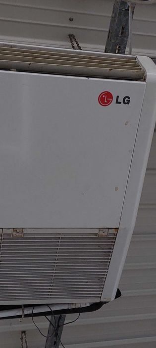 Aparat de aer conditionat Mitsubishi cu 2 split-uri