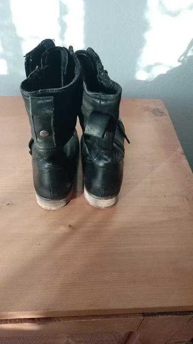 Ghete de piele eleganta