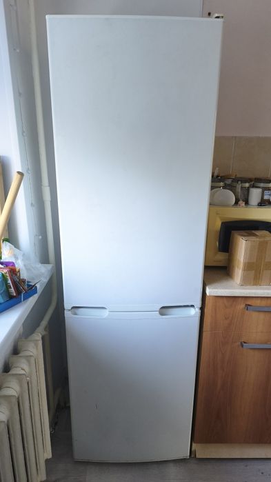 продам холодильник на запчасти