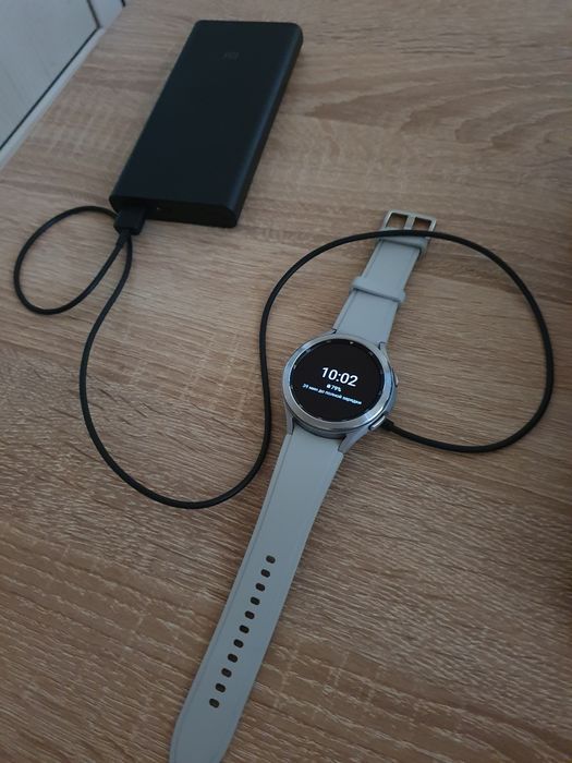 Часы Samsung Galaxy Whatch 4 clasic