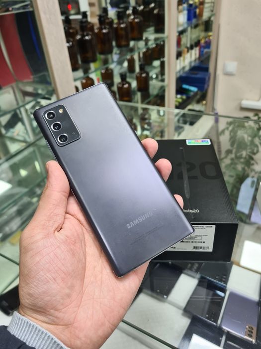 Samsung Note20 256GB