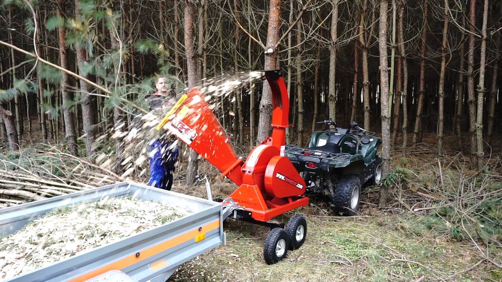 Tocător crengi benzina RTS 630