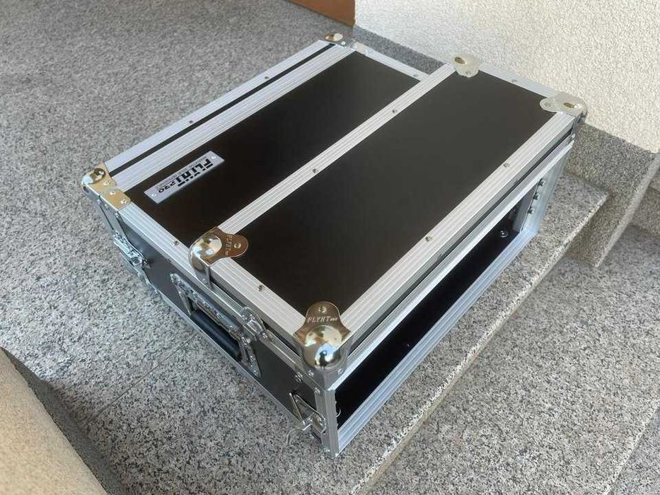 Rack case 4U nou Pret fix