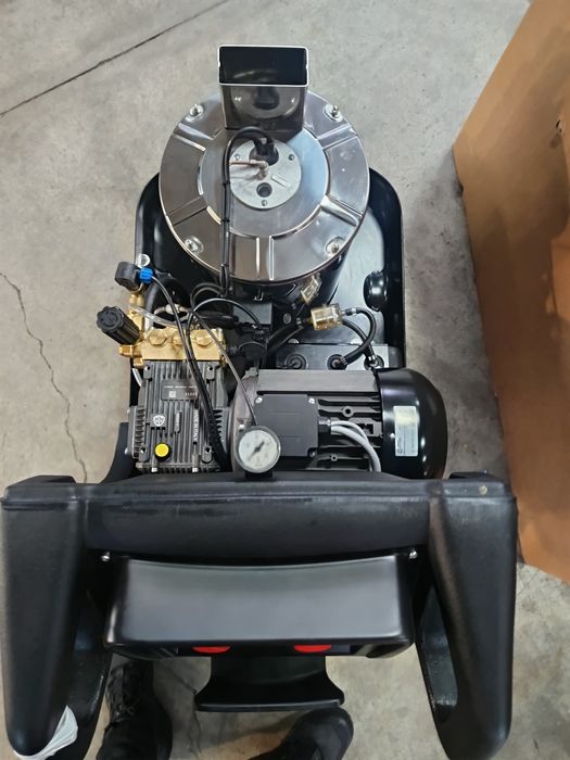 Професионална пароструйка 200 бара