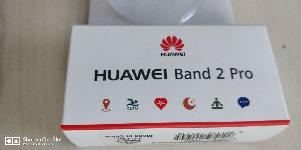 Продам фитнес браслет Huawei Band pro
