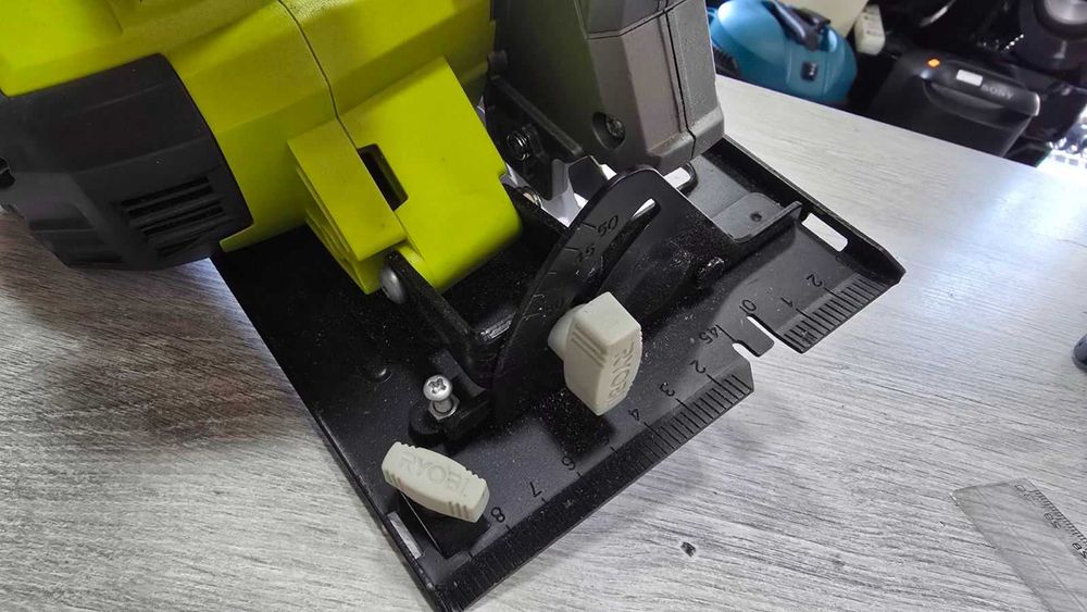 Акумулаторен ръчен циркуляр RYOBI RWSL1801M