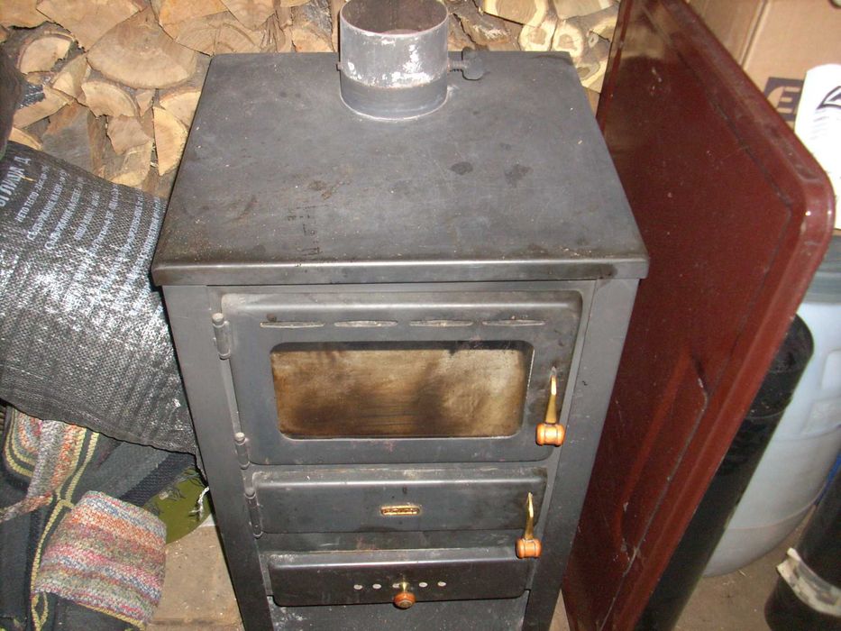 продавам три броя камини на твърдо гориво-прити