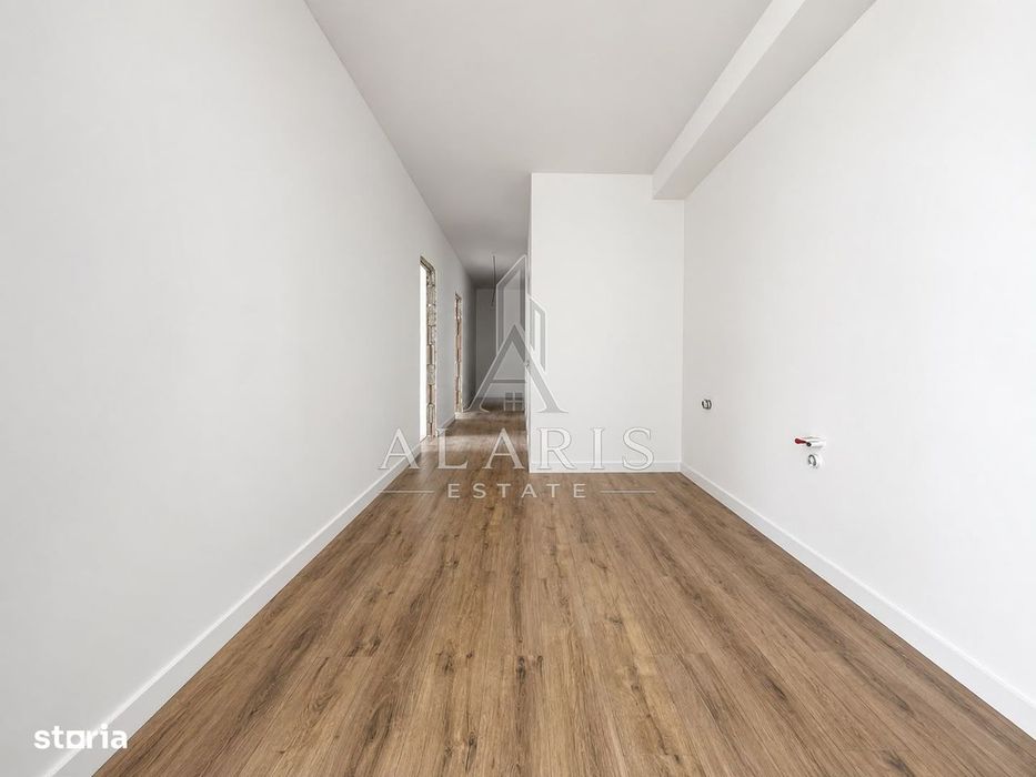 Penthouse cu 3 camere, vedere panoramica, zona Torontalului