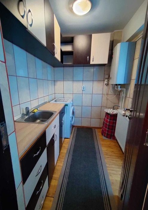 Inchiriez garsoniera in zona sensul giratoriu