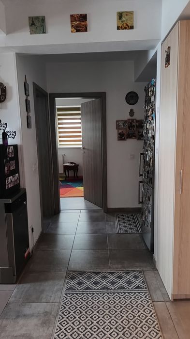 Vând apartament cu 3 camere