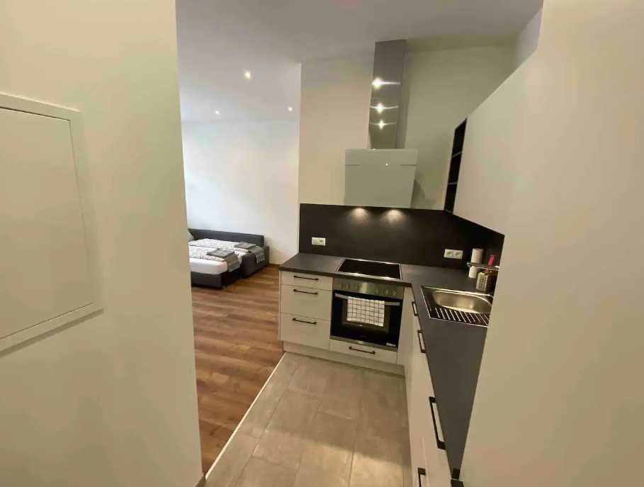 Дава се под наем Двустаен апартамент в Пловдив, Каменица 1 - 56 кв.м за 280.5 € - Снимка #2