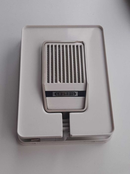 Microfon dinamic Grundig GDM-311